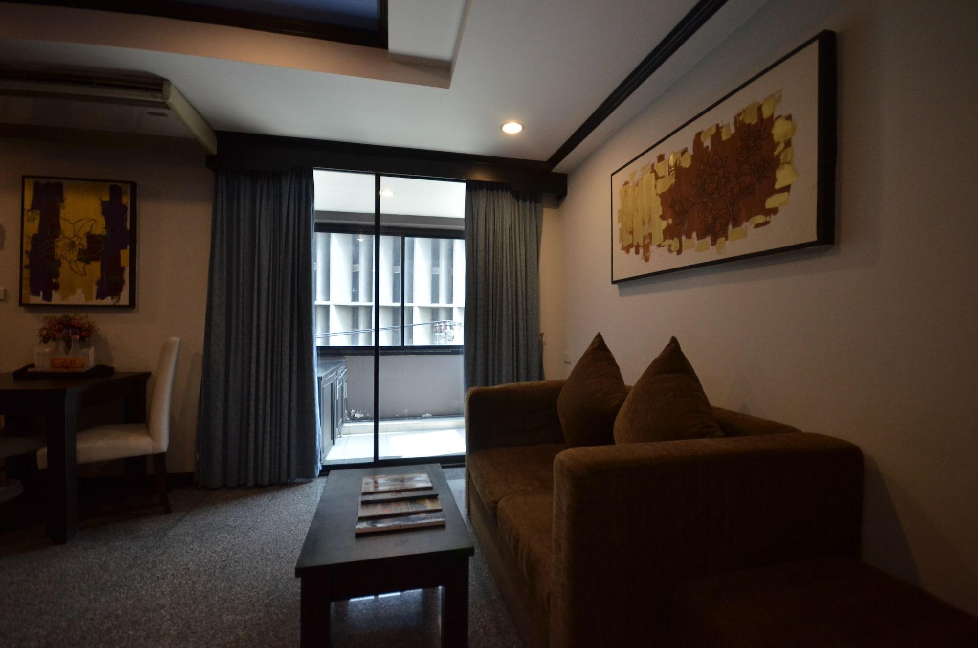 The Heritage Sathorn Suite Hotel Bangkok Exterior photo